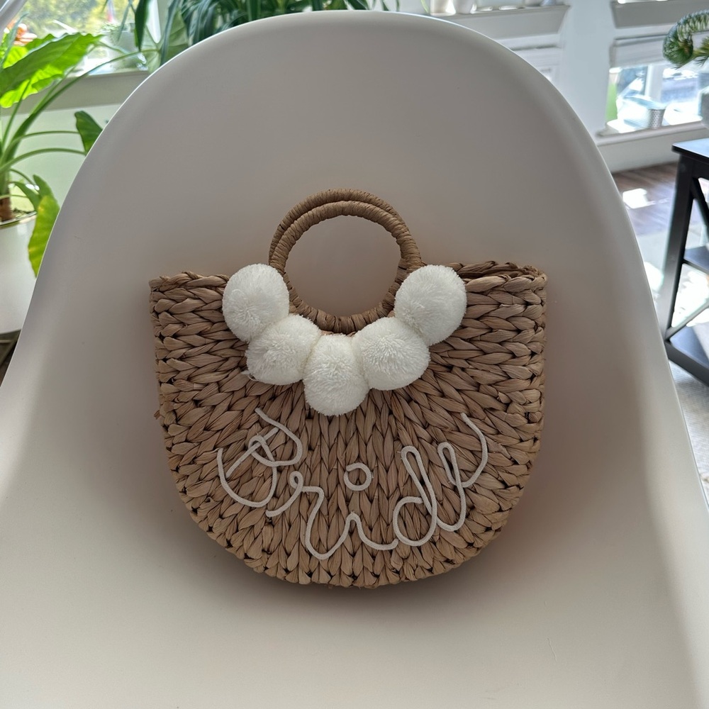 Brand new, the perfect purse for your bridal era!